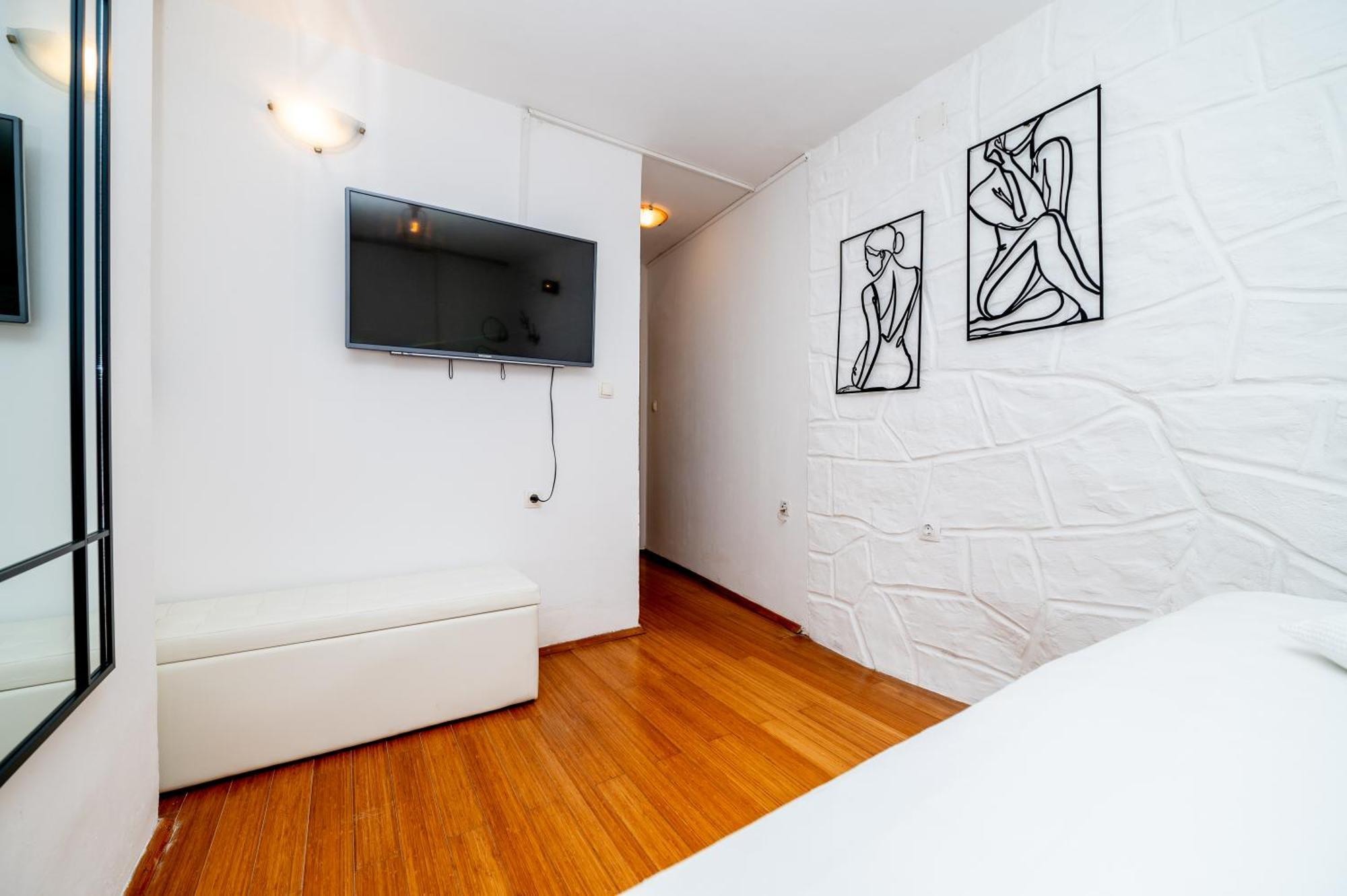 Apartments Vitoria Mali Lošinj Εξωτερικό φωτογραφία