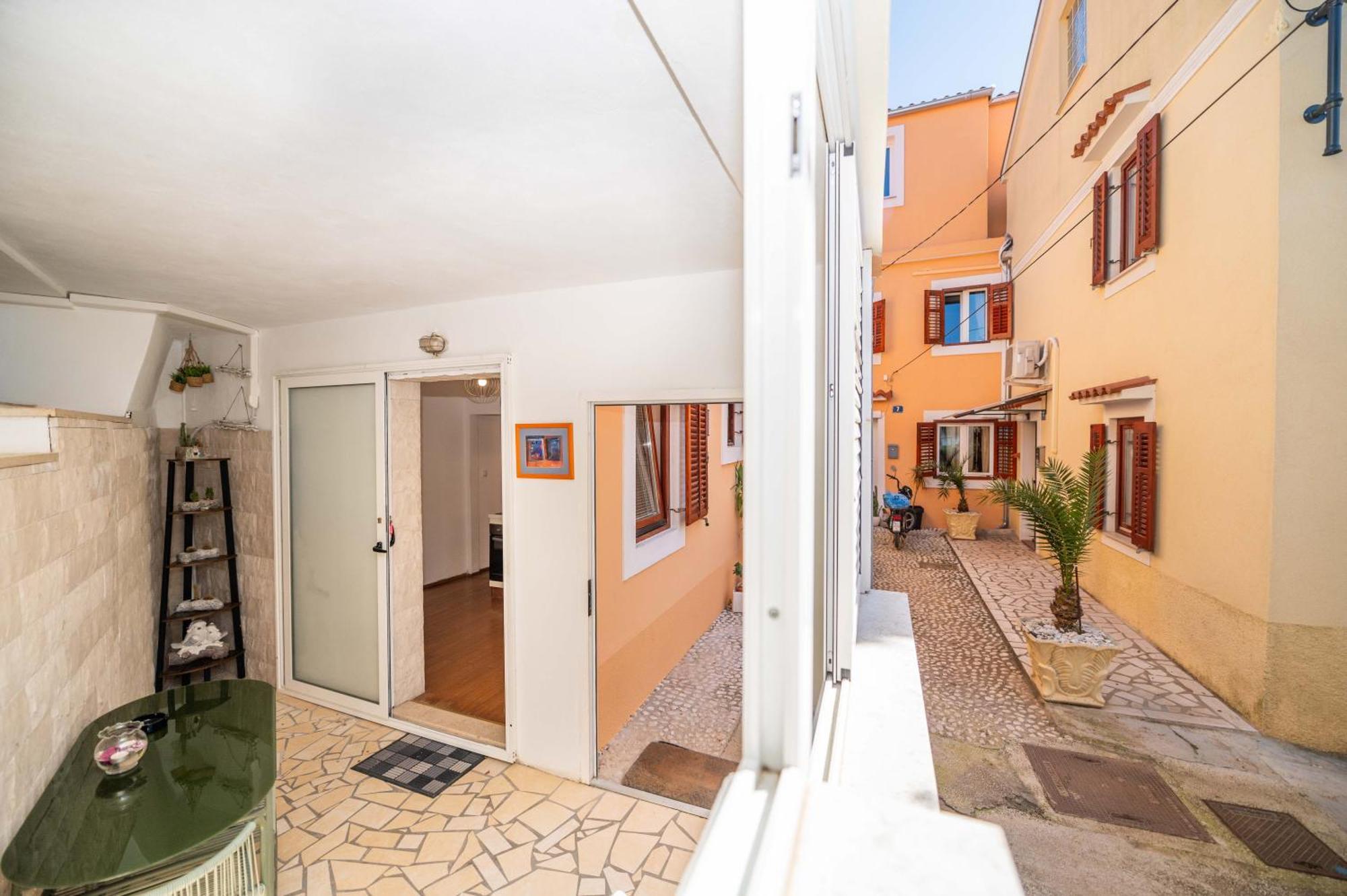 Apartments Vitoria Mali Lošinj Εξωτερικό φωτογραφία