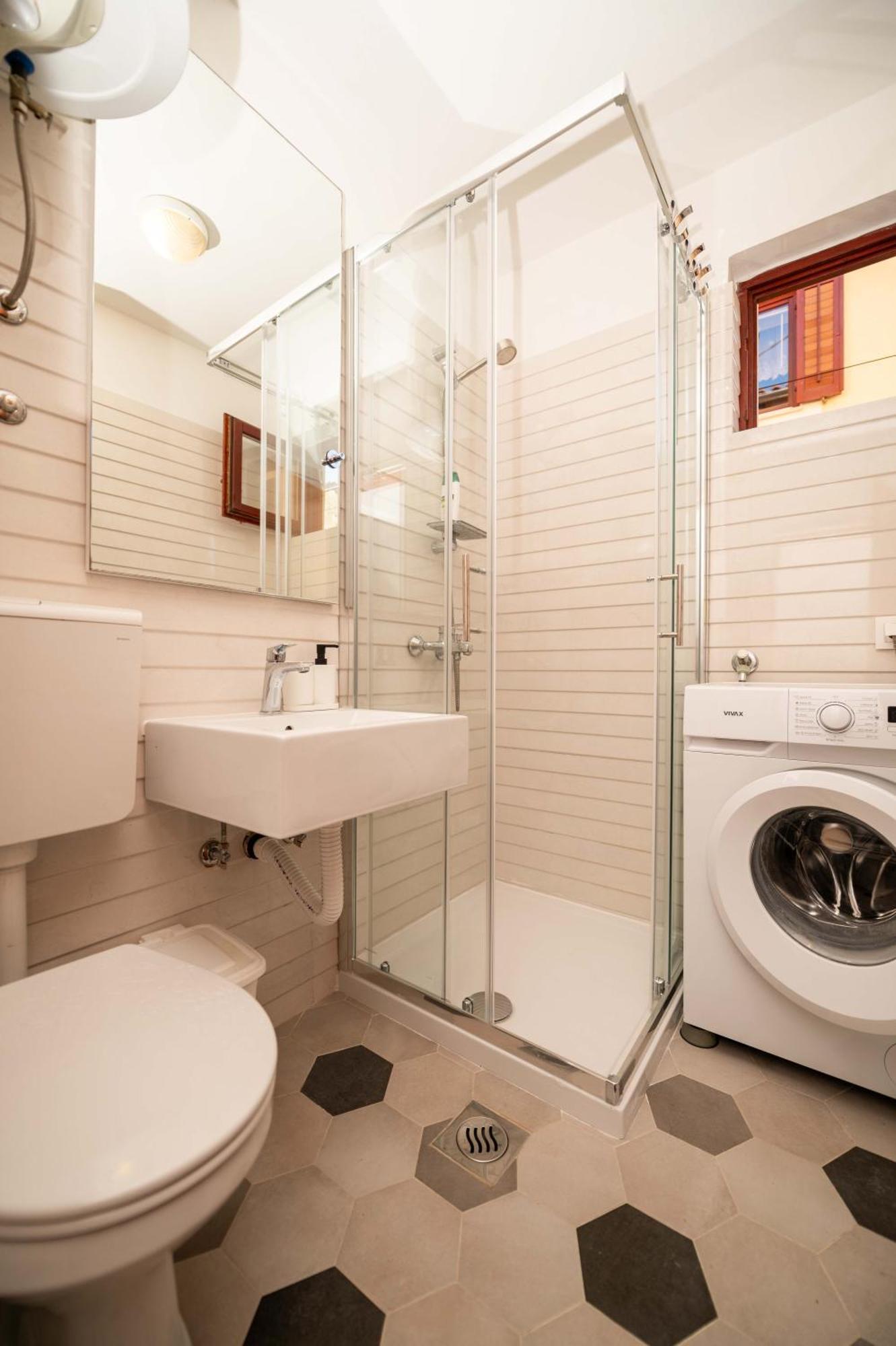 Apartments Vitoria Mali Lošinj Εξωτερικό φωτογραφία